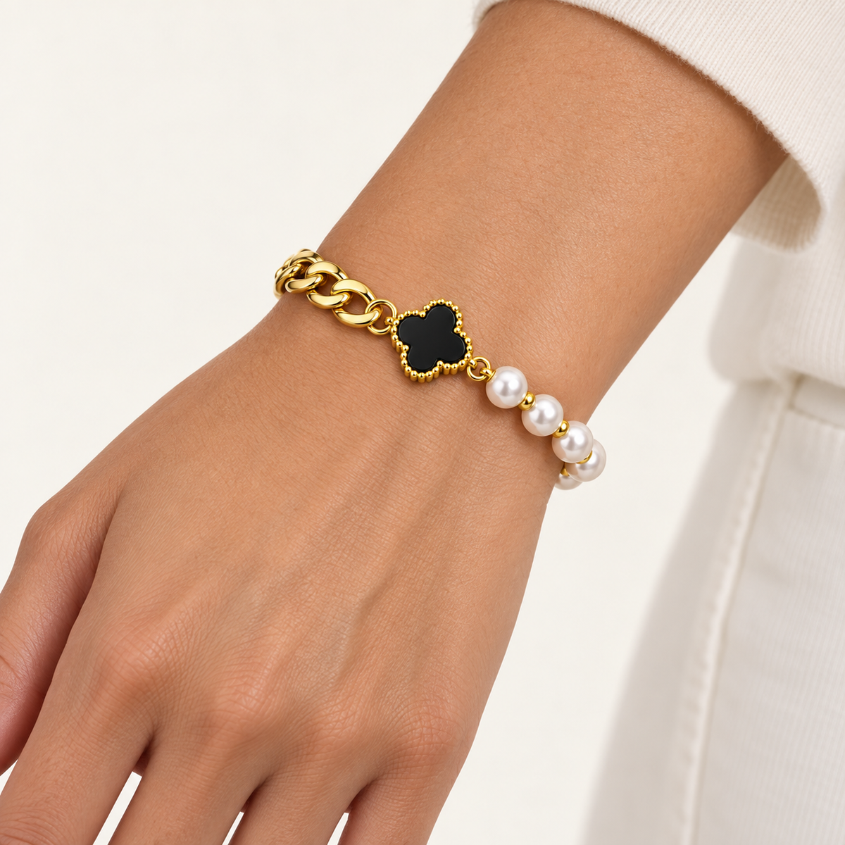Pearl Four-Leaf Clover Bracelet