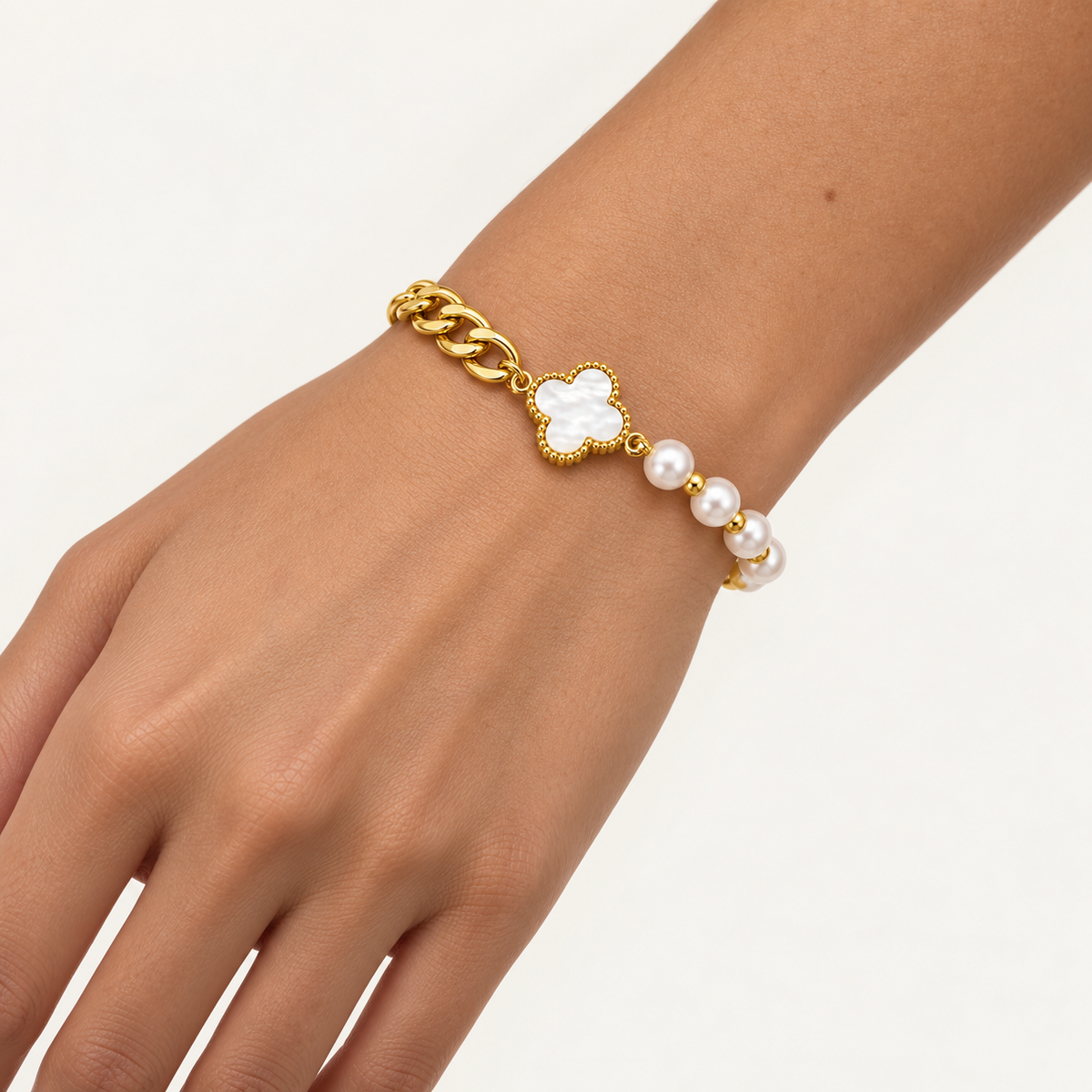 Pearl Four-Leaf Clover Bracelet
